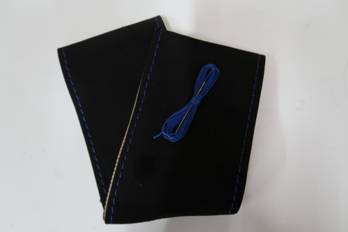 Оплетка руля M 37-38 см кожа Велюр черная с синей прострочкой на шнуровке (KPR)