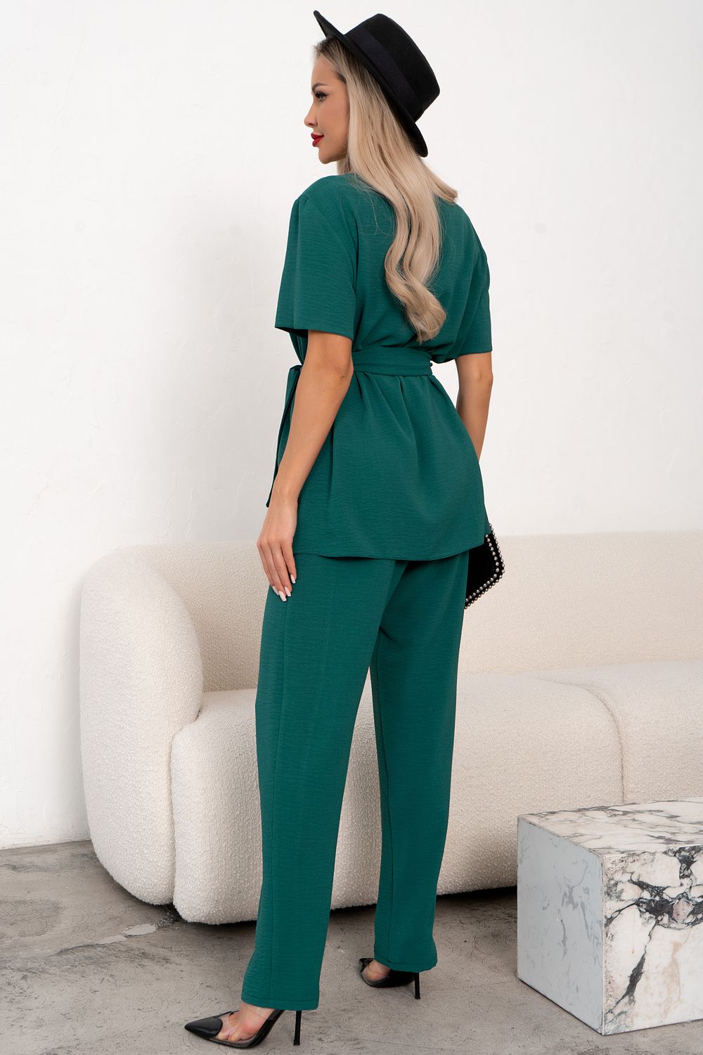 Костюм брючный (изумрудный) К11-90 Nikol