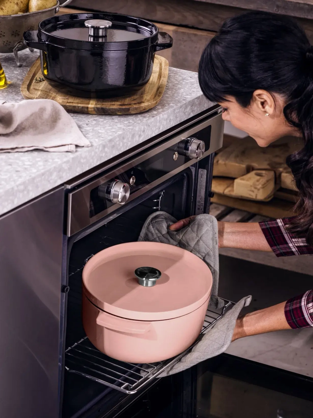 KitchenAid Чугунная кастрюля 26 см 5,2 л розовая