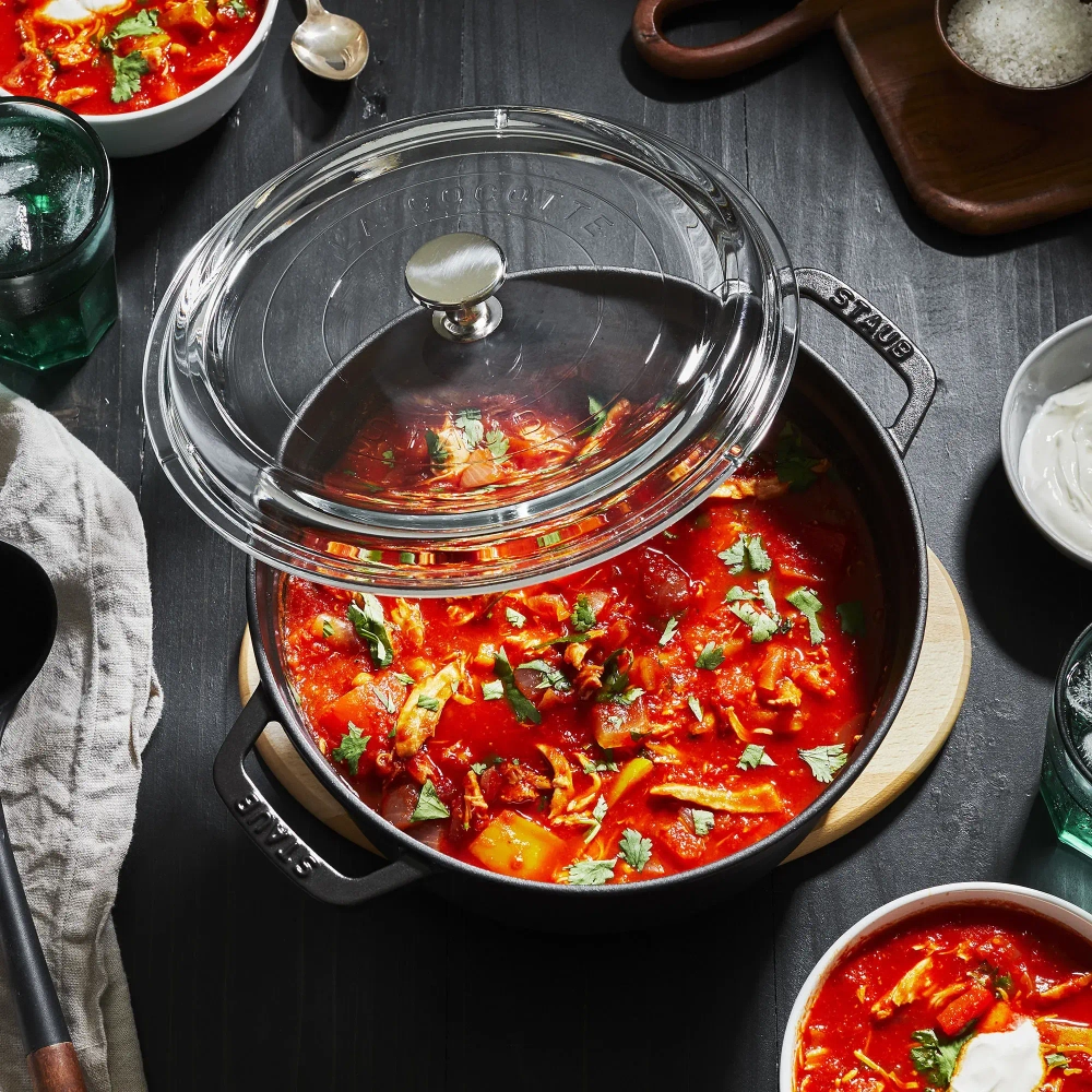 STAUB Чугунная кастрюля La Cocotte 24 см 3,8 л черная