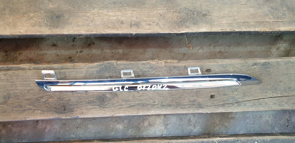 Молдинг решетки радиатора Mercedes GLC (X253) 15-19 Б/У Оригинал A2538880285