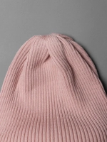 Женская шапка бини на осень