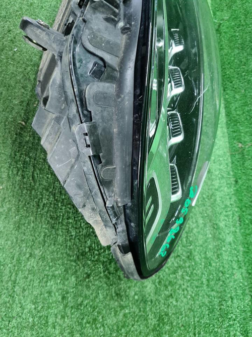 Битая Фара левая Mercedes C w205 (2018-2023) LED