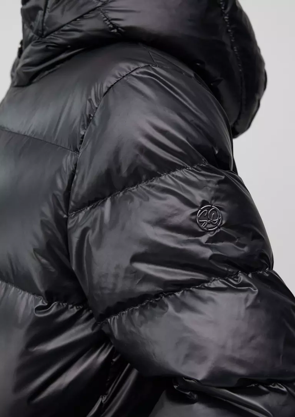 Стеганое пальто с капюшоном наполнитель пух/перо Black Label