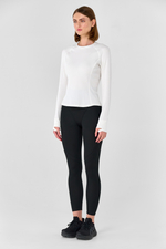 Лонгслив приталенный с рельефом