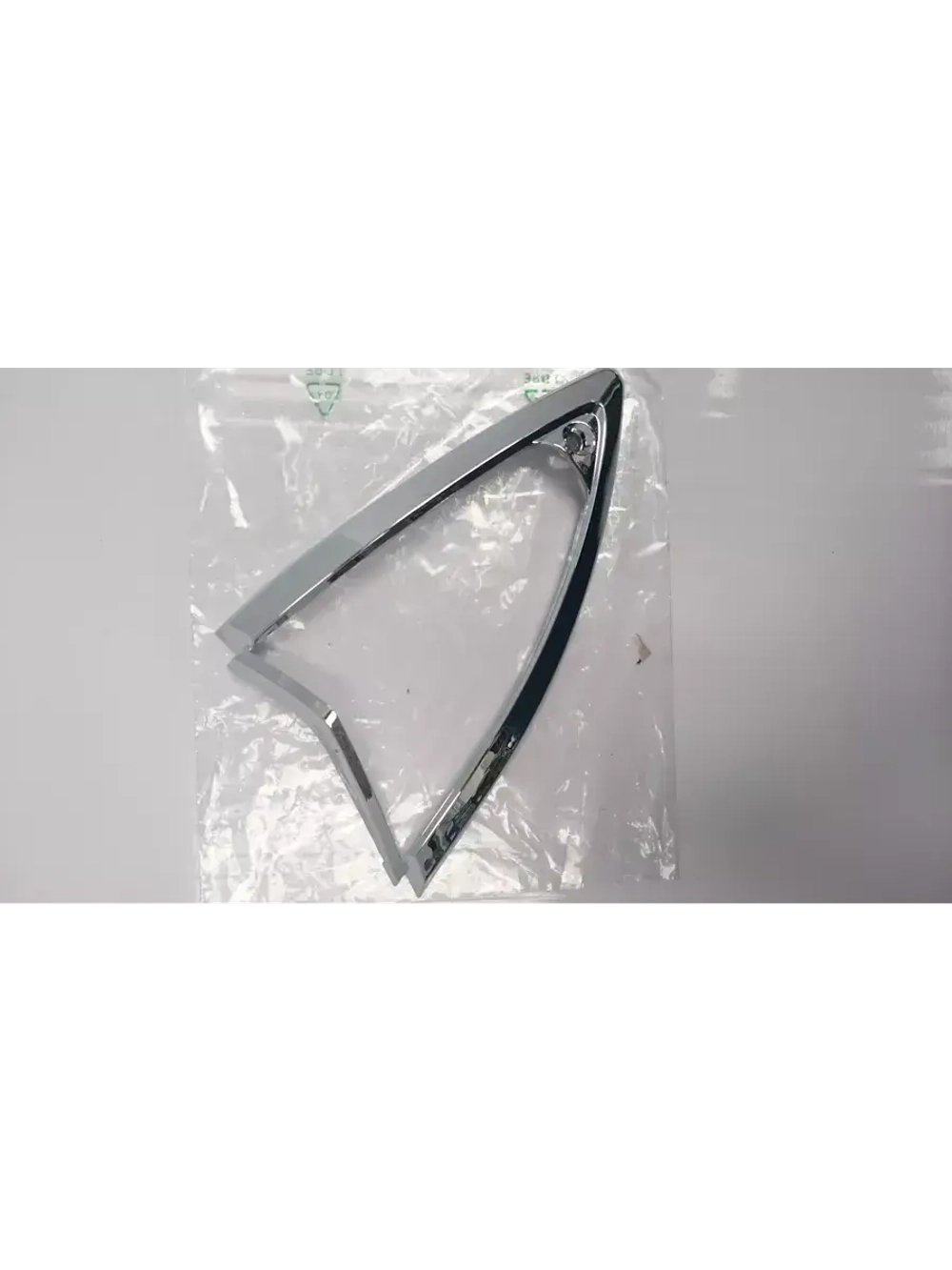 Рамка стекла поворотника Piaggo PG641483