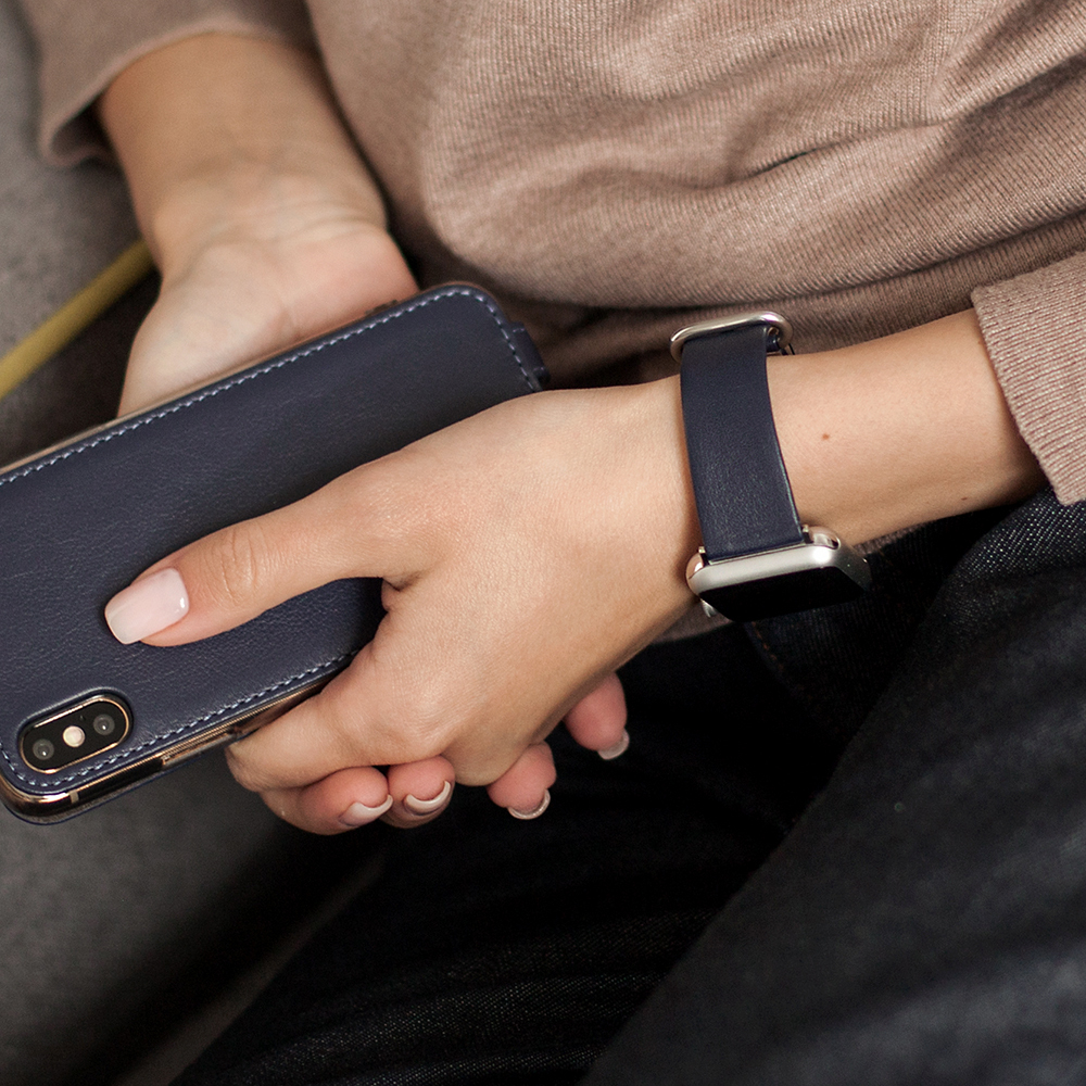 Ремешок кожаный для Apple Watch 40/41mm Classic синего цвета