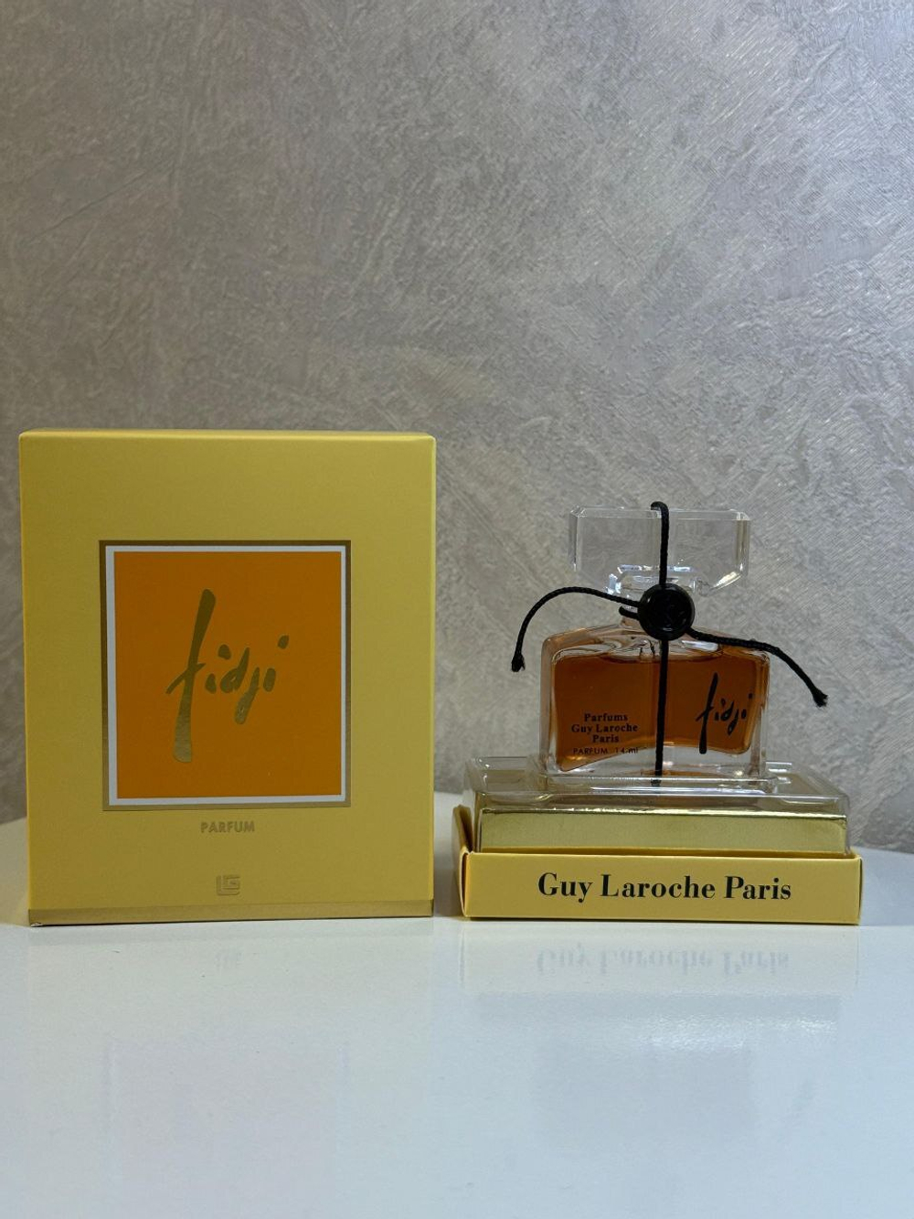 Guy Laroche Fidji Parfum, 15 ml (для женщин)
