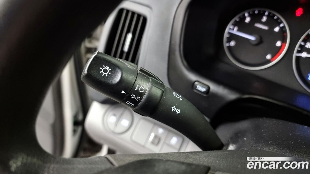 Hyundai The New Grand Starex Van 3-х местный (03.2021)