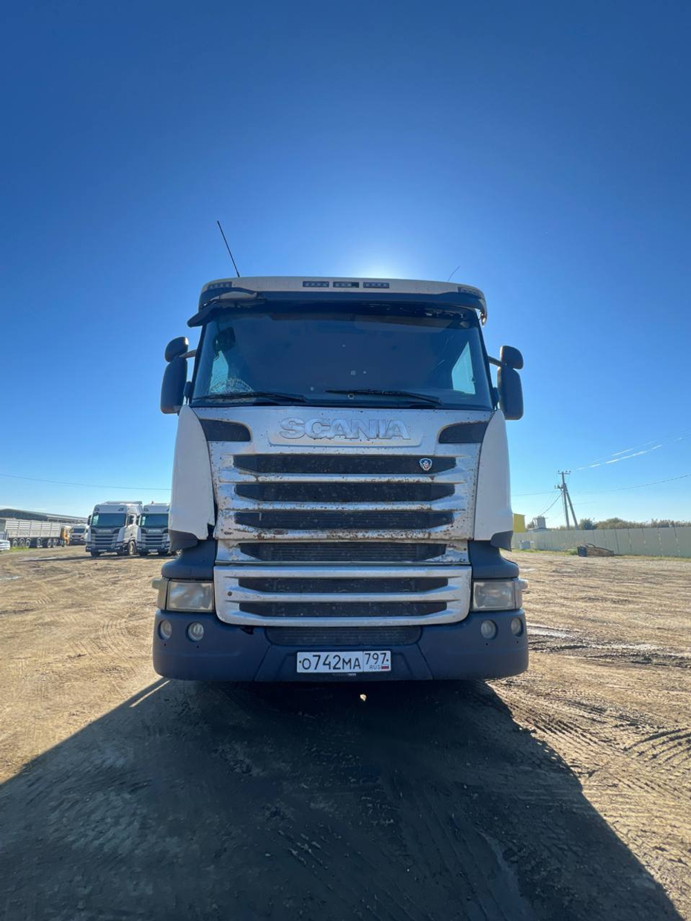 Scania R 4x2 Седельный тягач R400LA4x2HNA (Дизельный, 12,7 л, 400 л.с., МТ)