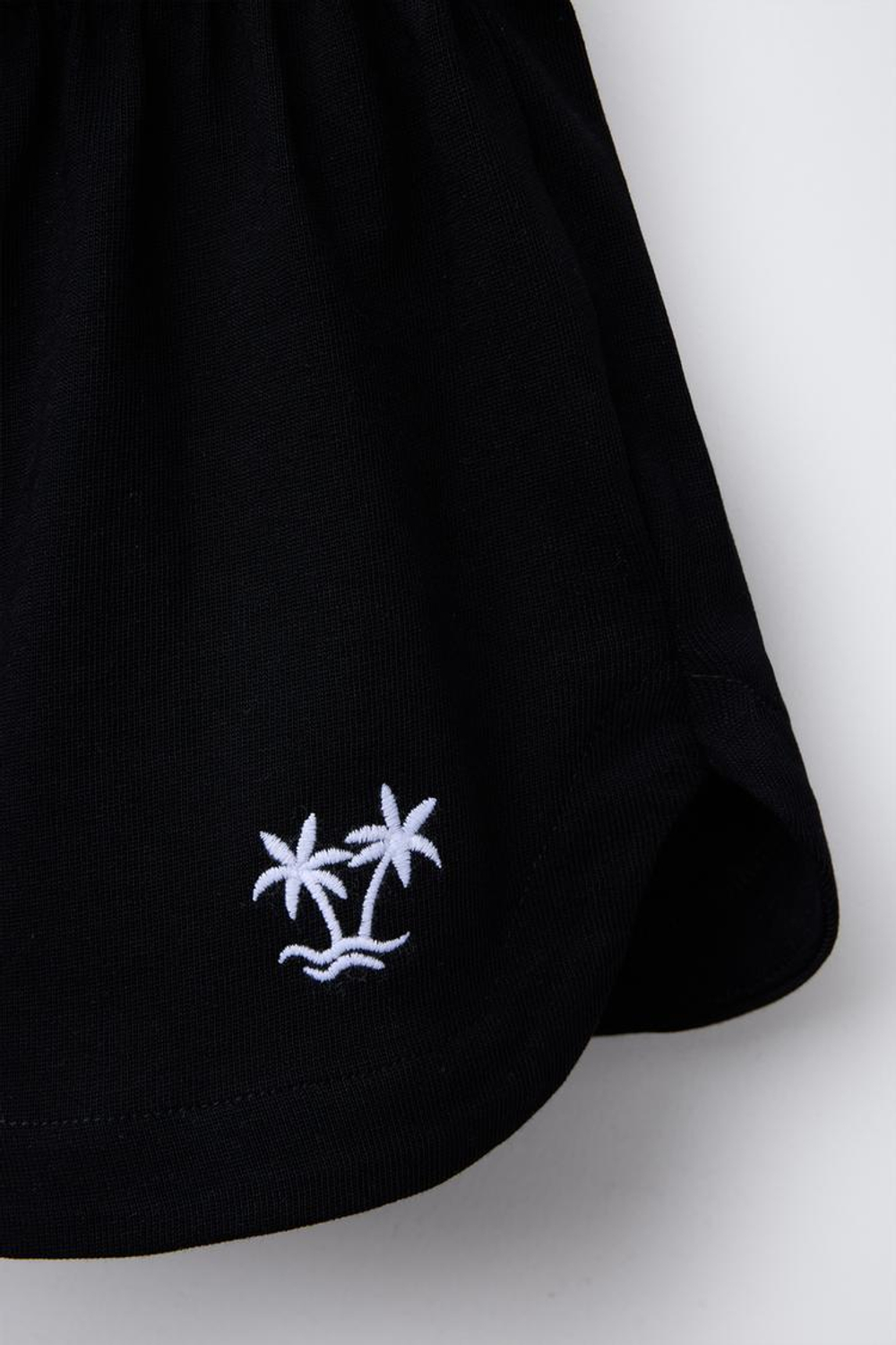 ZARA БЕРМУДЫ С ВЫШИВКОЙ «ПАЛЬМЫ», ЧЕРНЫЙ