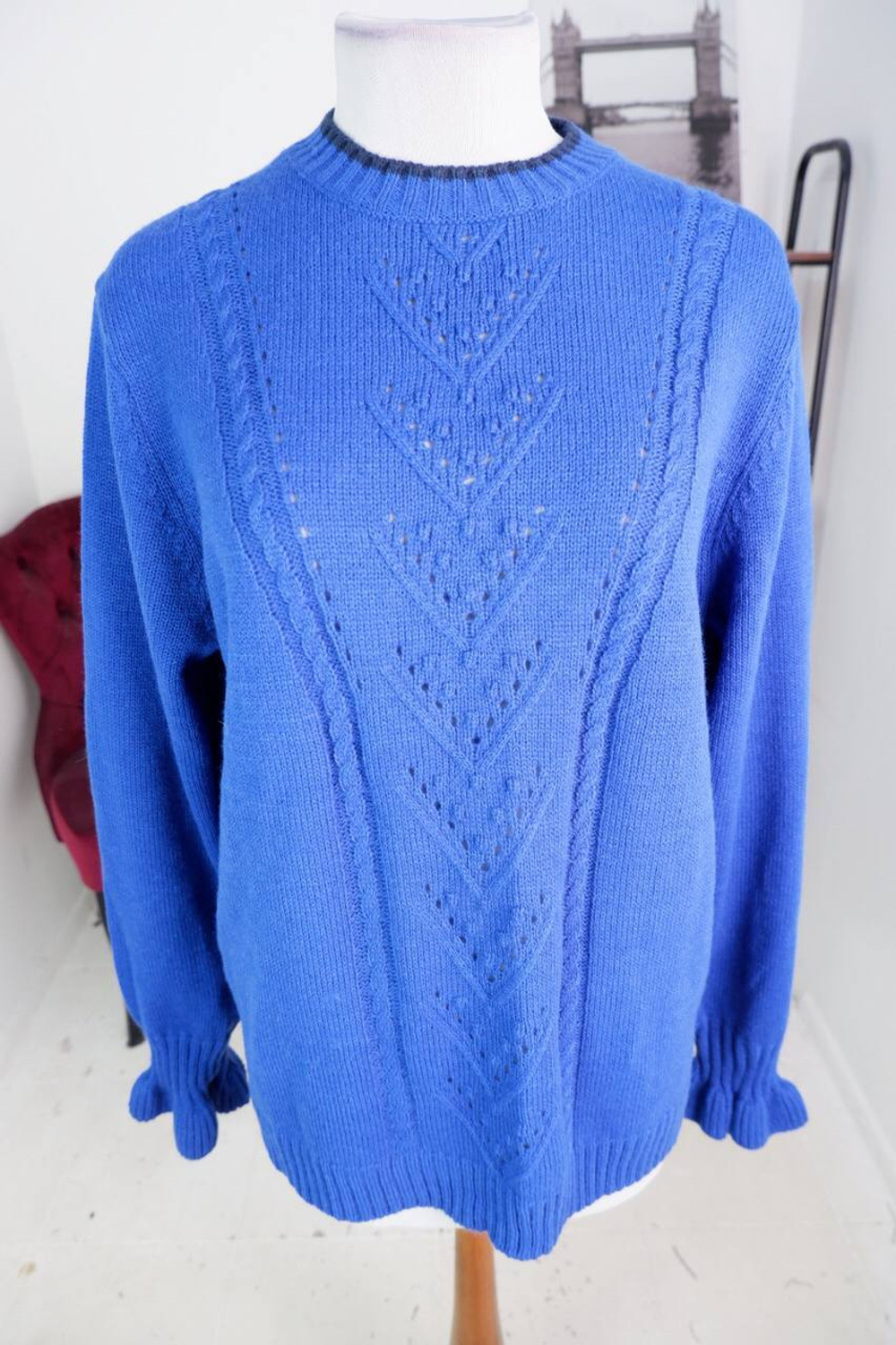 Джемпер La Redoute красивого цвета, визуально на 52/54 размер