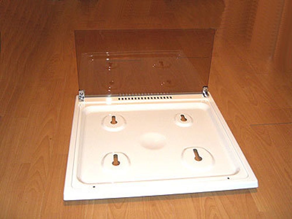 Щиток для плиты стеклянный Ширина 560 мм Высота 300 мм (медь)
