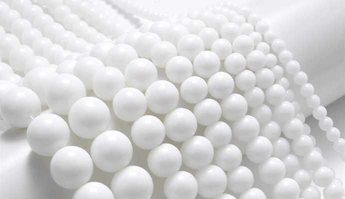 Белый агат. Или все-таки не агат?