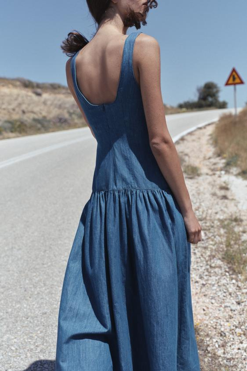 ZARA ПЛАТЬЕ МИДИ С ЮБКОЙ-КЛЁШ, СИНИЙ