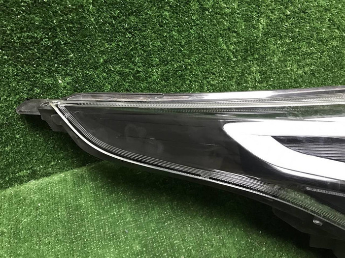 Фара правая Kia Rio 4 (2020-н.в.) галоген