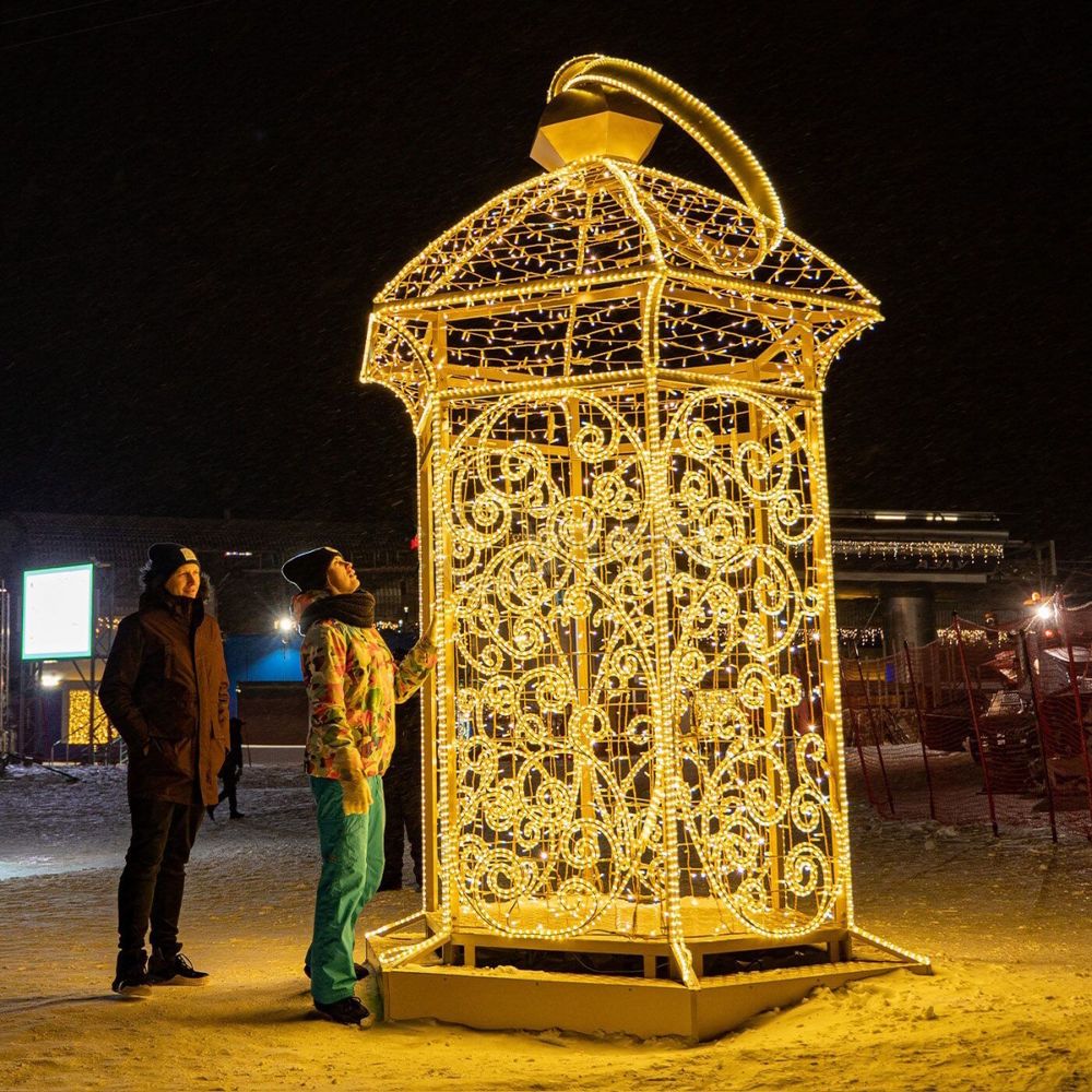 Уличный светодиодный фонарь - теплое освещение