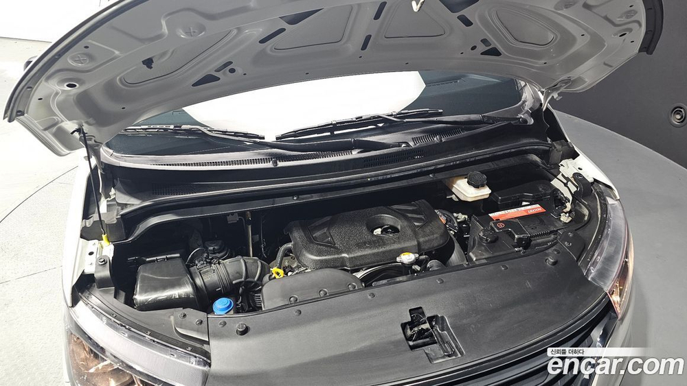 Hyundai The New Grand Starex Van 3-х местный (06.2020)