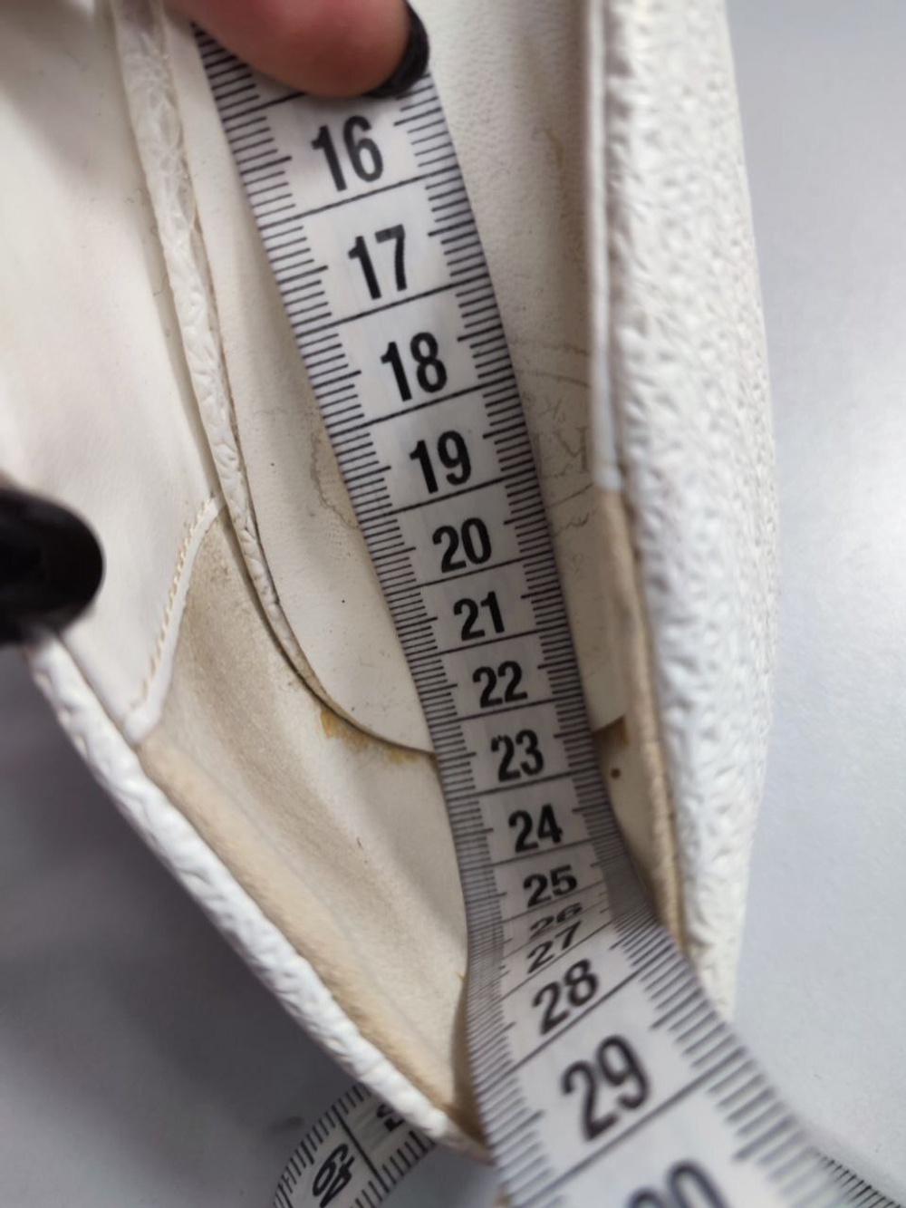 Туфли Kross светлые 36 размер