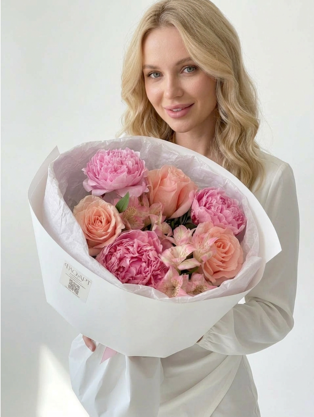 Розовый с пионами 