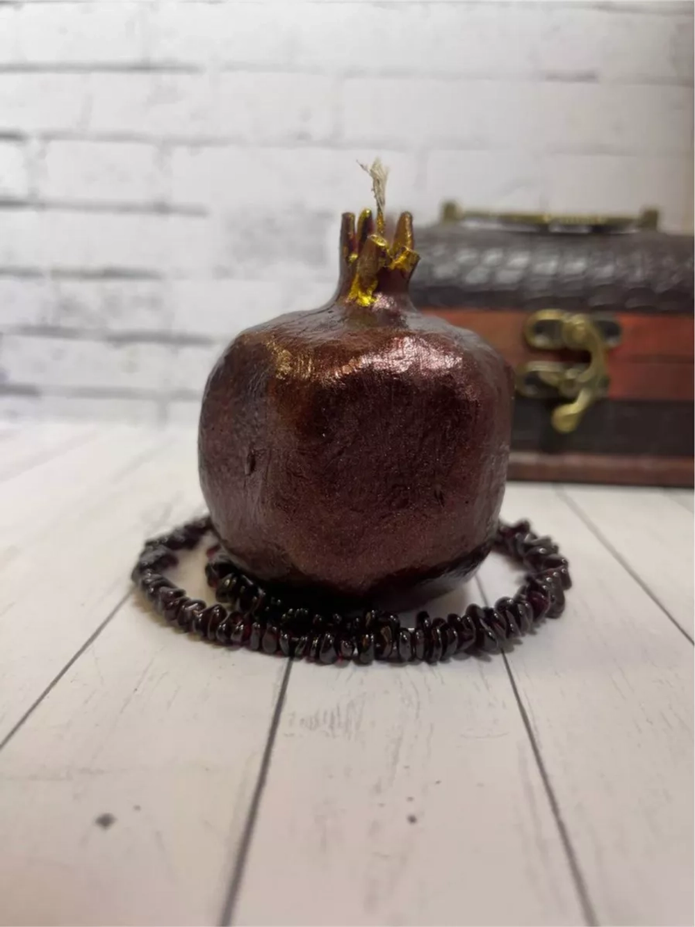 Свеча магическая "Гранат"