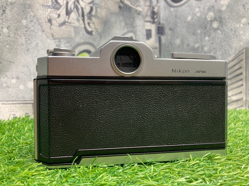 Nikon Nikomat ( Nikkormat )