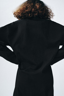 ZARA ДЛИННОЕ ХЛОПКОВОЕ ПЛАТЬЕ, ЧЕРНЫЙ