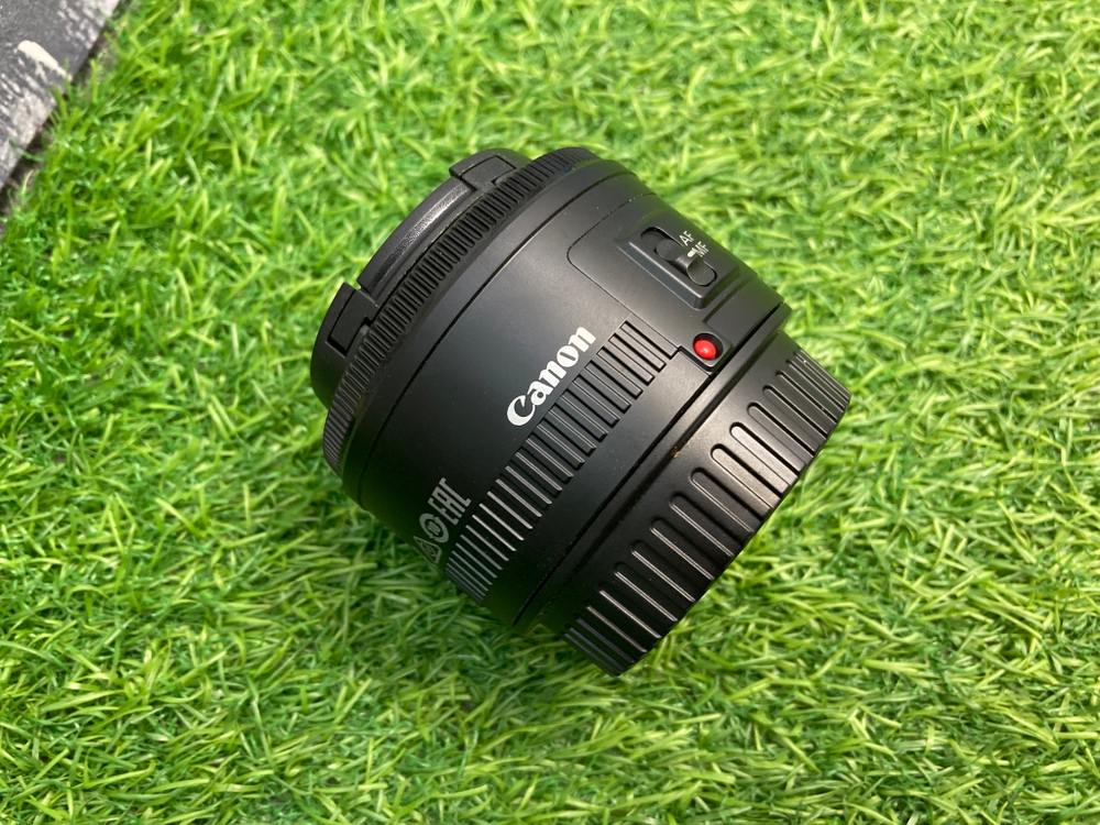Canon EF 50mm 1.8 II