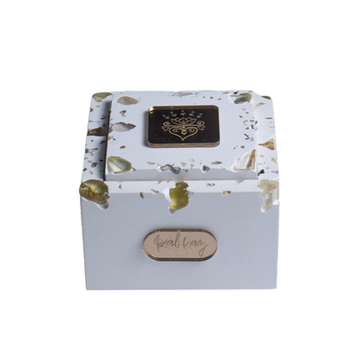 Свеча "Тайна" с полудрагоценным камнем. Посвященный произведению А.А.Алябьева