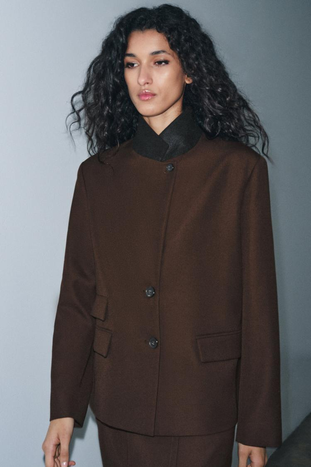 ZARA БЛЕЙЗЕР С КАРМАНАМИ — ZW COLLECTION, КОРИЧНЕВЫЙ