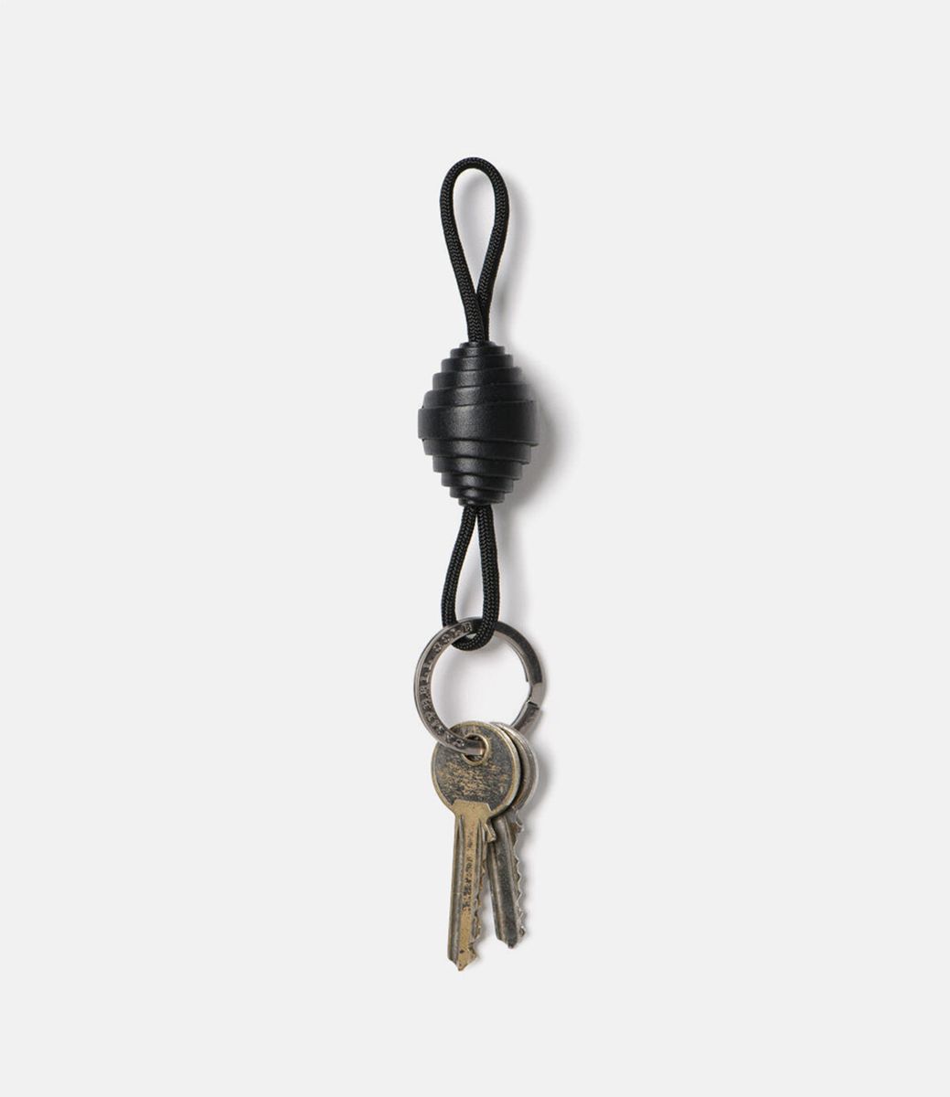 Campbell Cole Simple Key Toggle Black — ключница из кожи