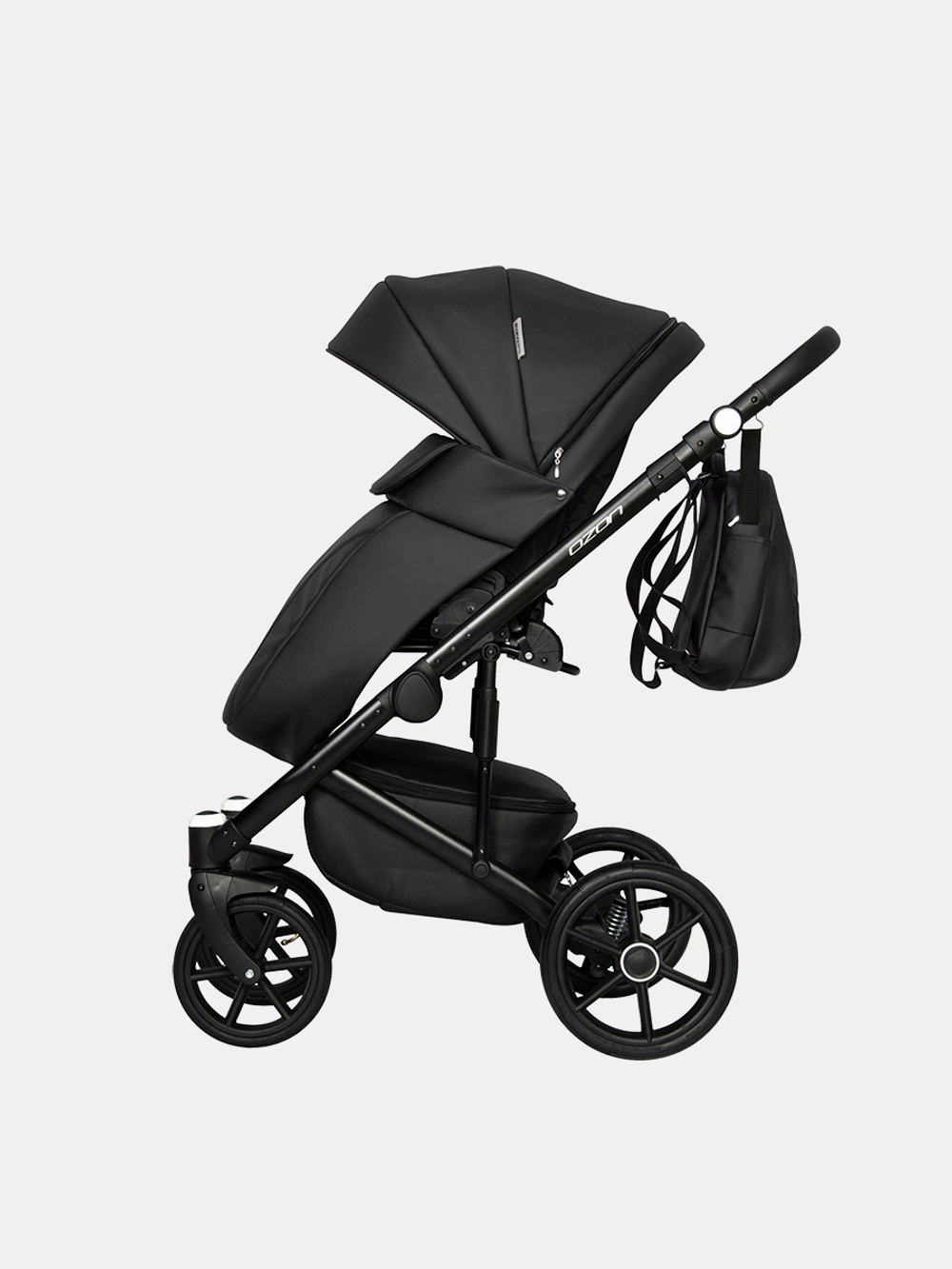 Коляска  OZON (3 в 1) (RIKO BASIC) 06 черный