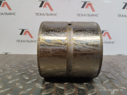 Втулка 707-76-10290