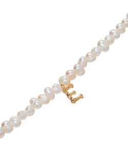 Колье- мелкий речной жемчуг, буква