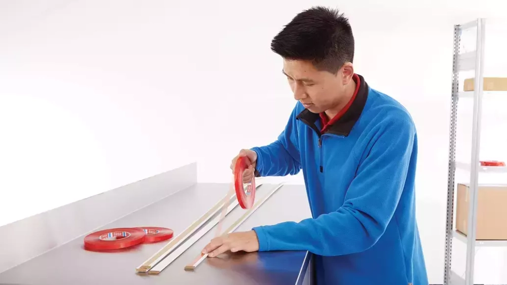 Двусторонняя лента на ПЭТ основе Folsen® 03541, 200мкм, 180°С, прозрачная