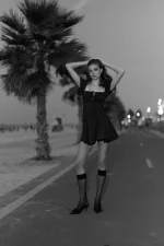 Платье с воланами мини, черный