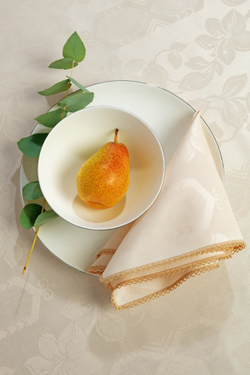 Скатерть 160x250 и 12 салфеток Confestyl Iris Lipari Beige