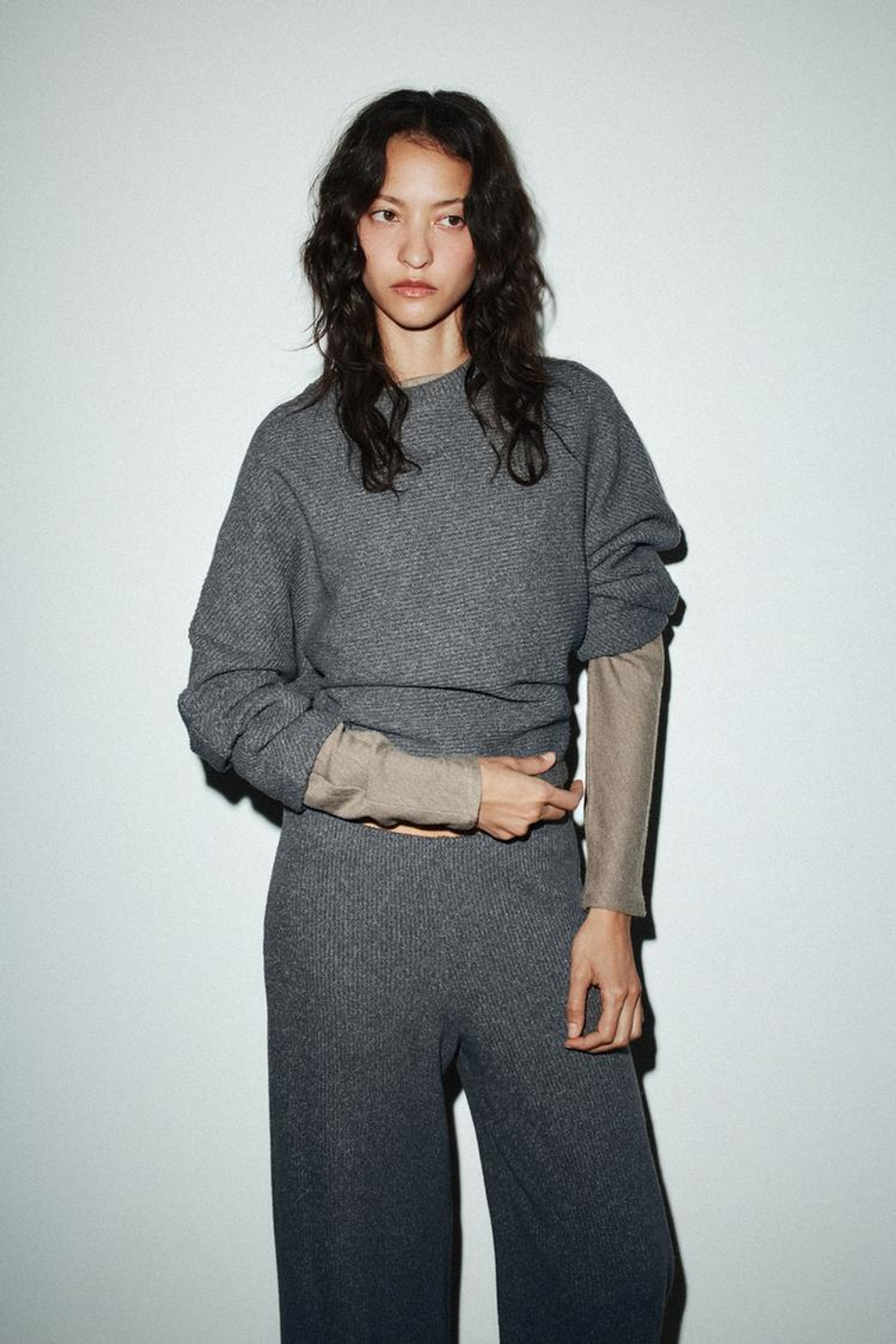 ZARA МЯГКАЯ ТОЛСТОВКА С ДЛИННЫМ РУКАВОМ, СЕРЫЙ МЕЛАНЖ