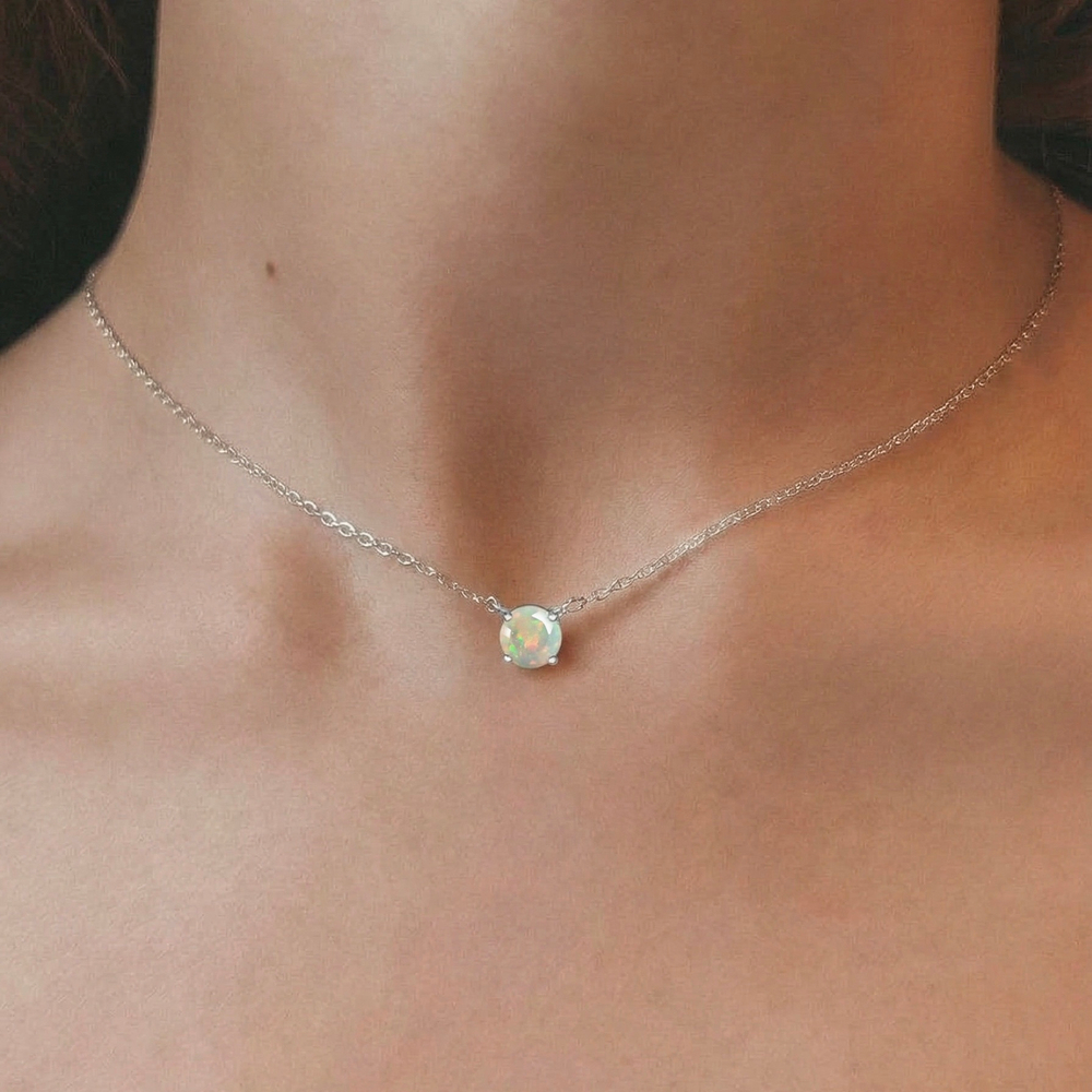 Колье Вальс с белым опалом