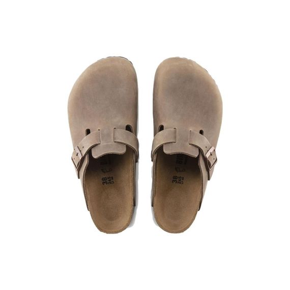 Биркеншток, Дом для девочек, Королевский университет