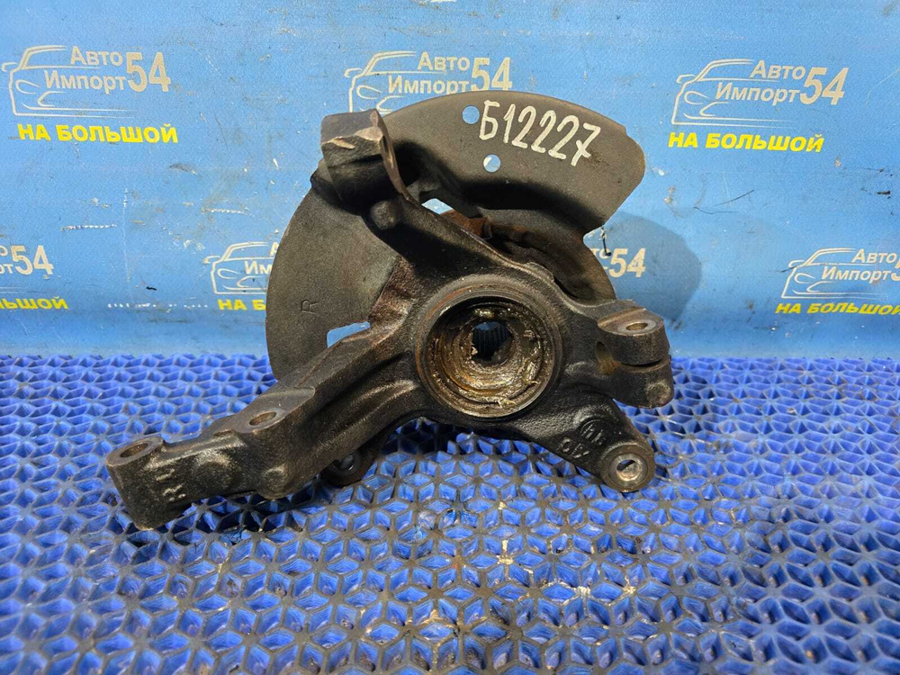 Ступица передняя правая MAZDA FAMILIA 1998-2003