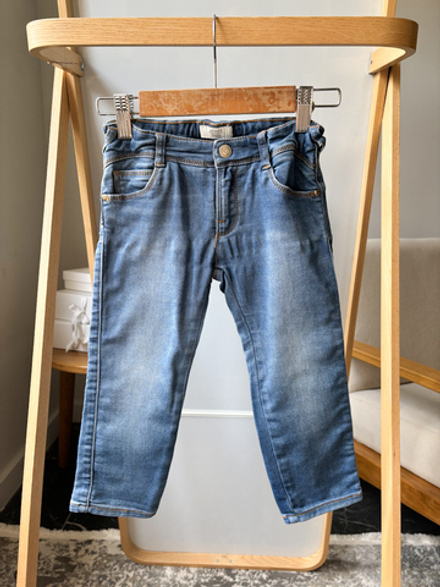 Джинсы Armani , 92