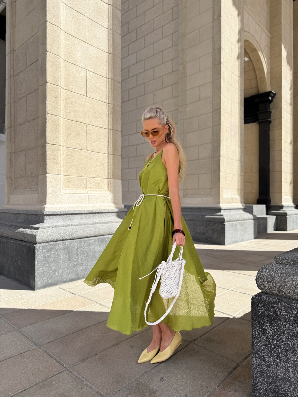 Сарафан в длине миди в салатовом цвете