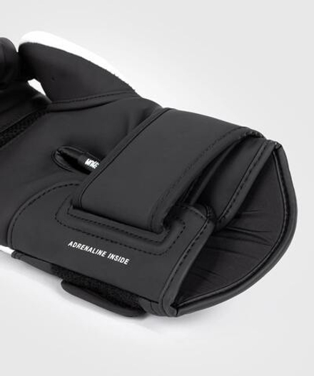 Перчатки боксерские Venum Challenger 4.0 Black/White