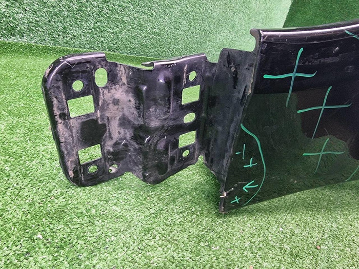 Крыло переднее левое Porsche Taycan (2019-н.в.)