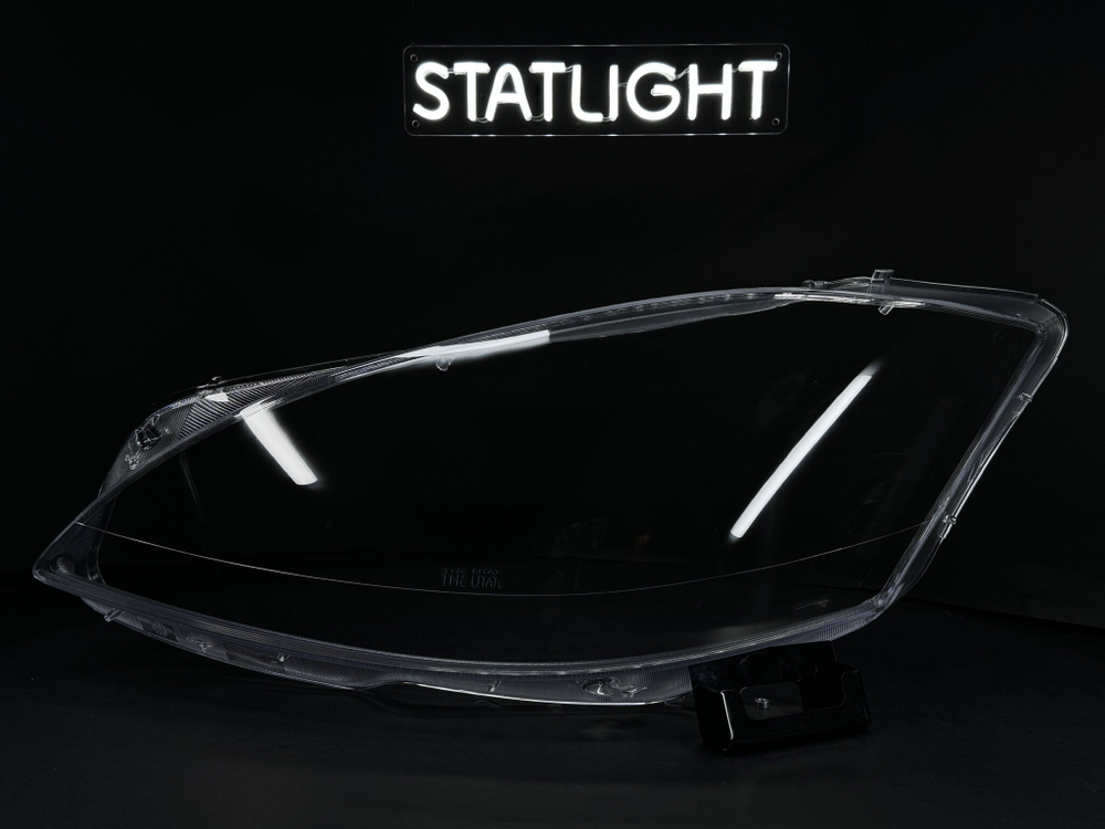 Левое стекло фары Mercedes W221XK 2010-2014