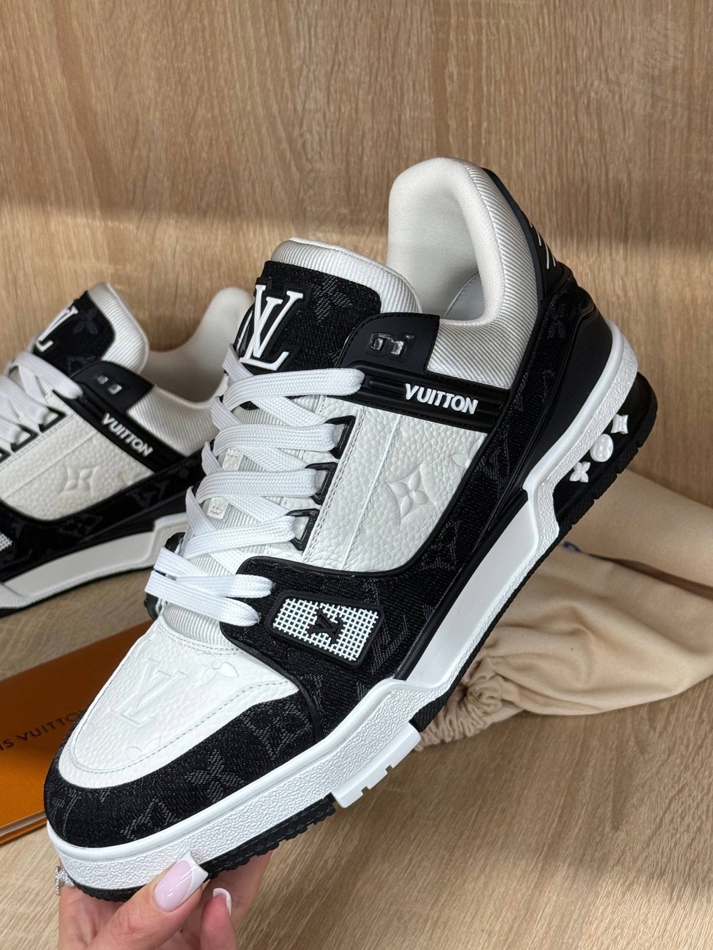 Кроссовки Louis Vuitton Trainer