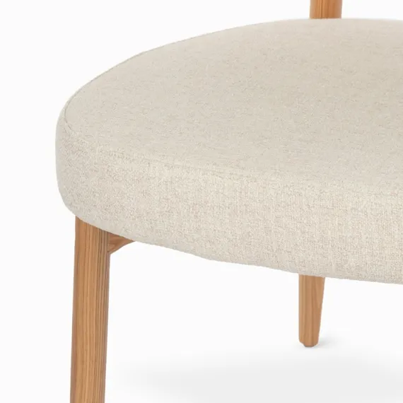 Стул Giotto, массив ясеня, молочная обивка