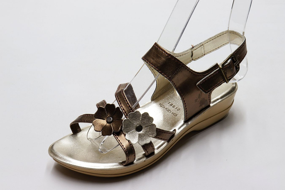 Босоножки Muya (30-35)р. / шт.