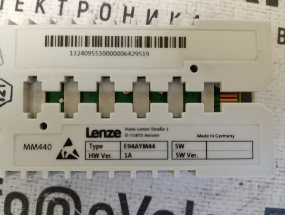 Lenze E94AYM44 с хранения